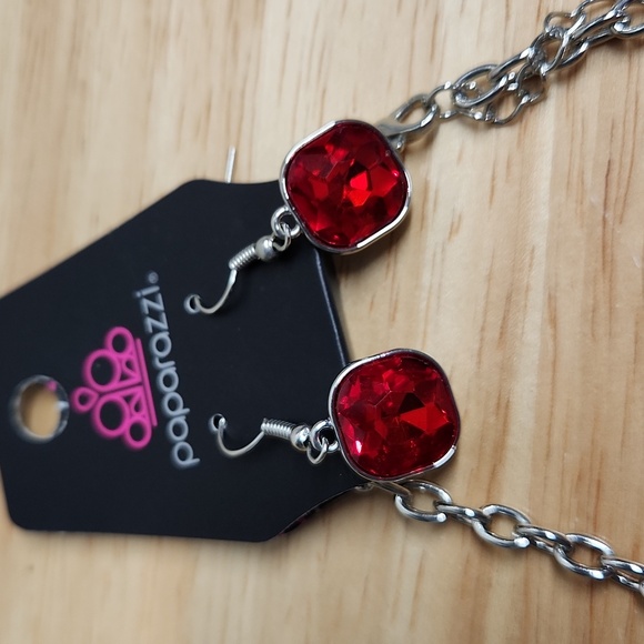 Red and Black Necklace & Earring Set Gemstone Jewels Statement - Picture 2 of 3